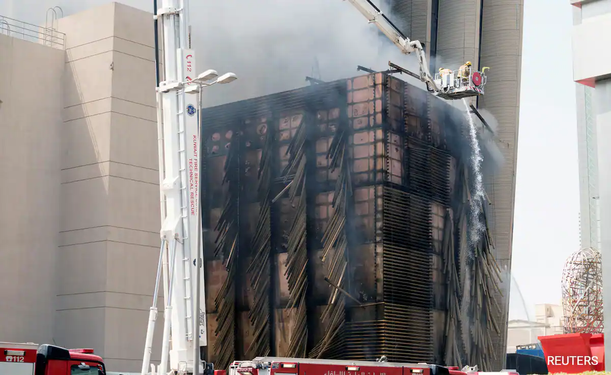 f7o54qp8 kuwait fire 625x300 12 June 24 1